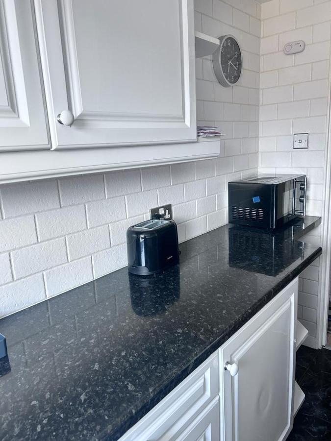 Appartamento Parsonage Leys Harlow Esterno foto