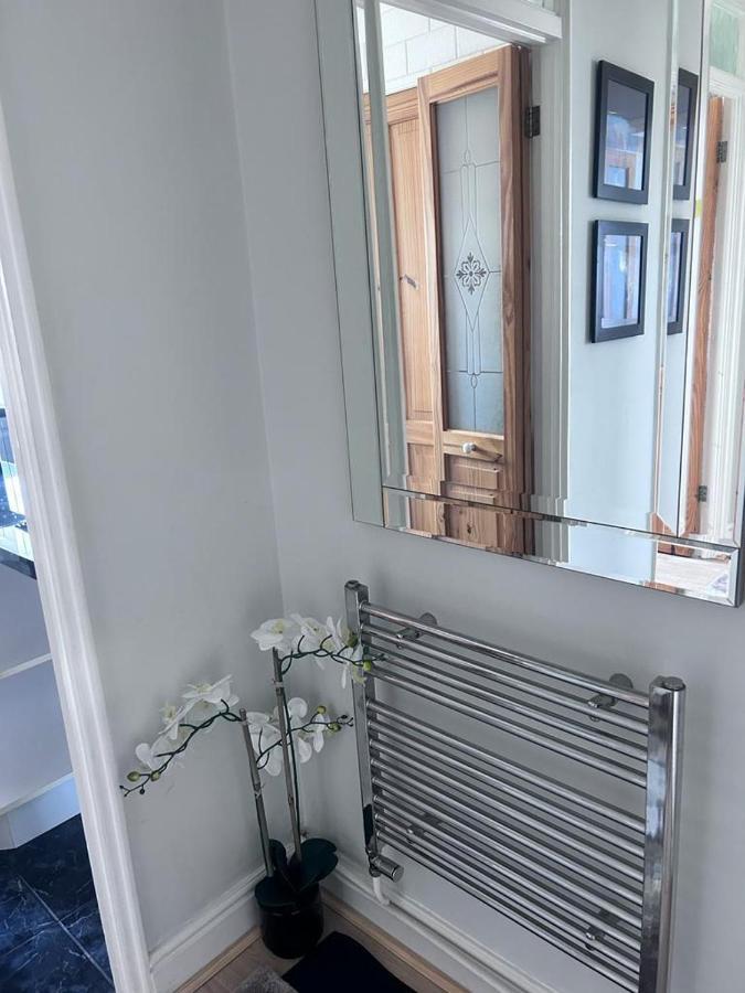 Appartamento Parsonage Leys Harlow Esterno foto